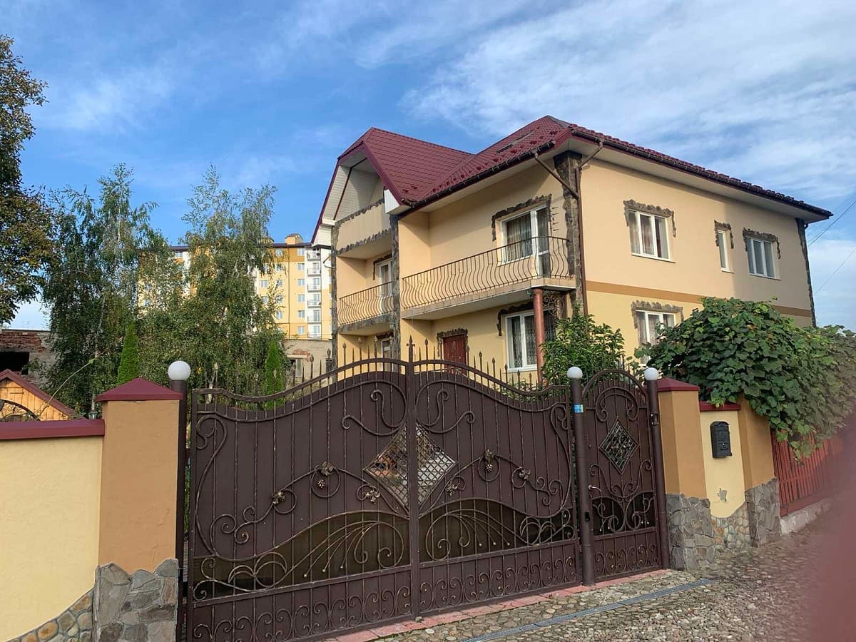 Пансіонат для літніх в Івано-Франківську